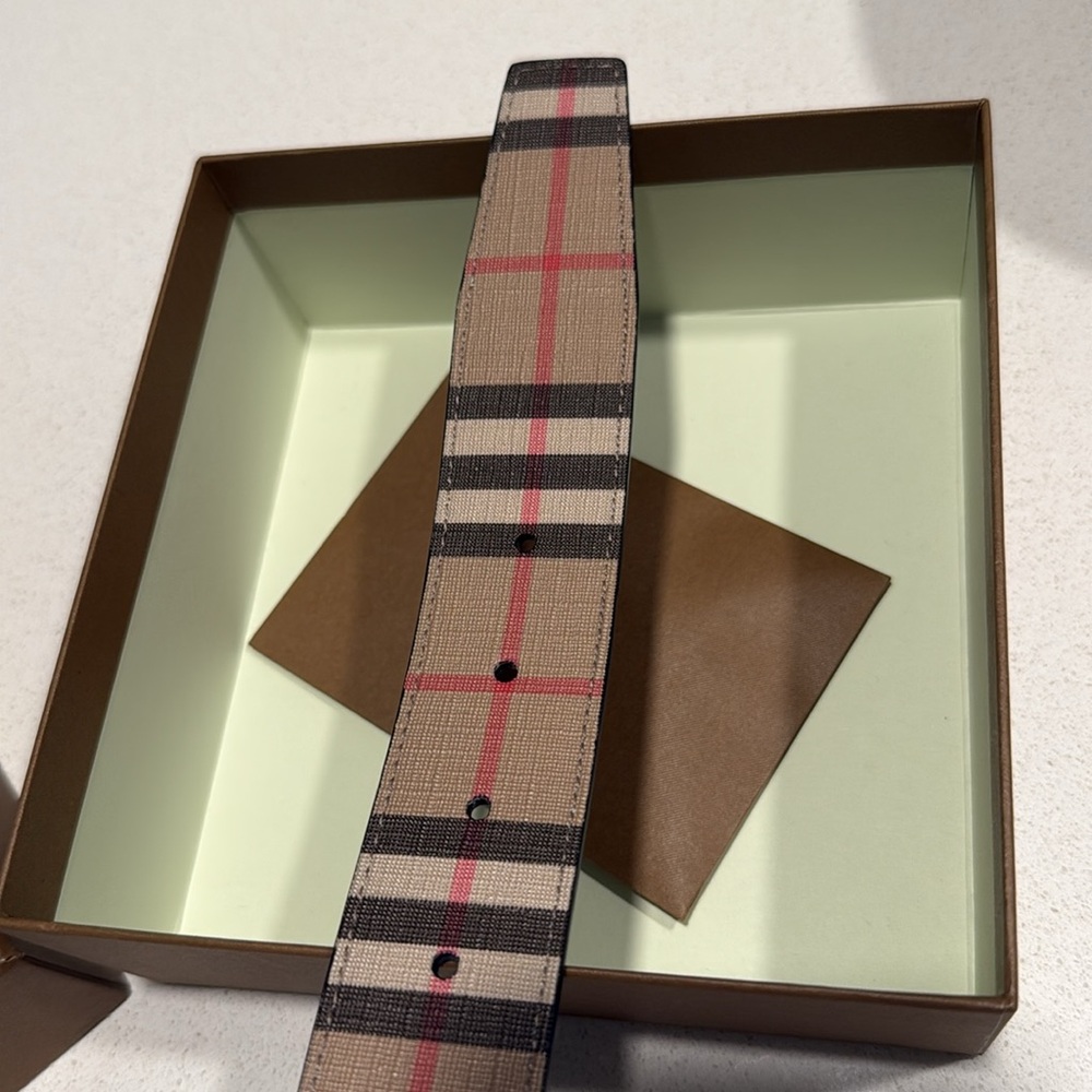 Burberry Men’s Reversible Belt 40/100 - Picture 4 of 9